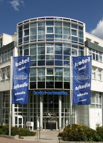 Hotel Arkadia Friedrichsdorf Bagian luar foto